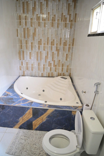 Bathroom 4, Hotel Jardim Tropica Boa Vista Roraima, Boa Vista