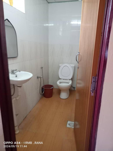 Bathroom 4, perfect class hotel, Kuala Lumpur
