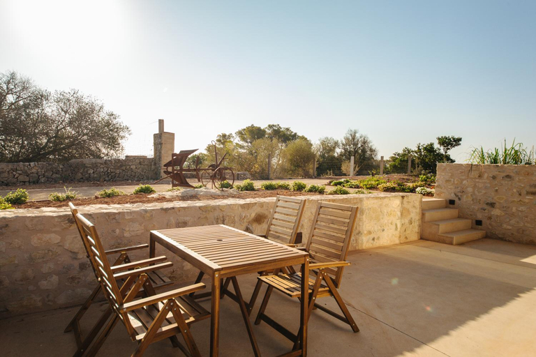 Others 5, Finca Son Oms, Baleares