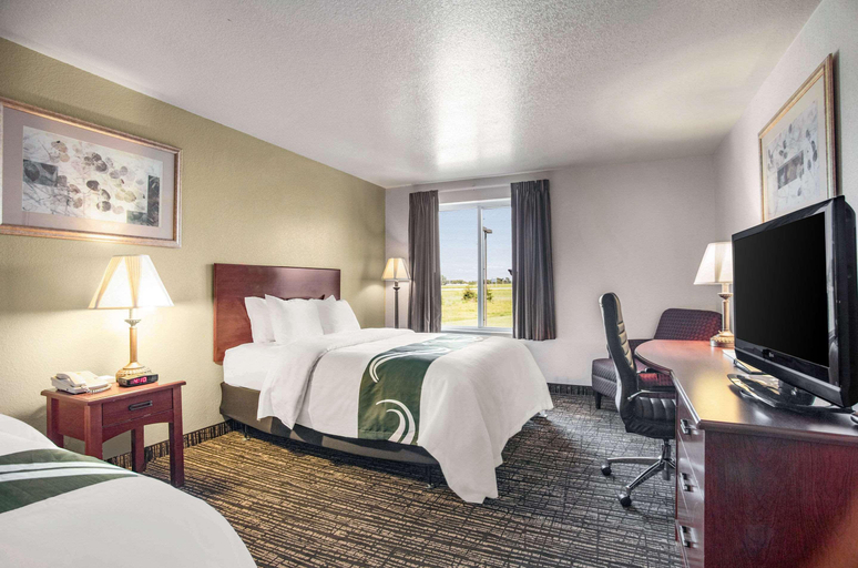 Bedroom 3, Quality Inn Parsons North, Labette