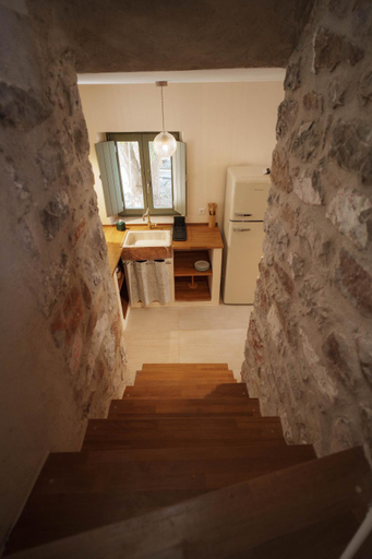 Others 2, Kallis Stone Houses, Peloponnese