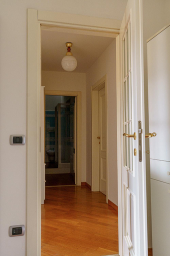 Others 4, Spacious and pleasant 2-BR apt, Florence