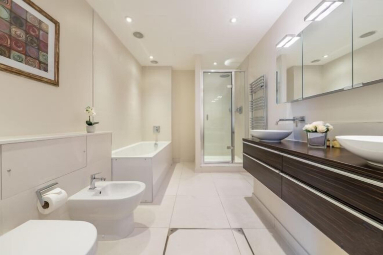 Bathroom 3, Mayfair Boutique Residences, London