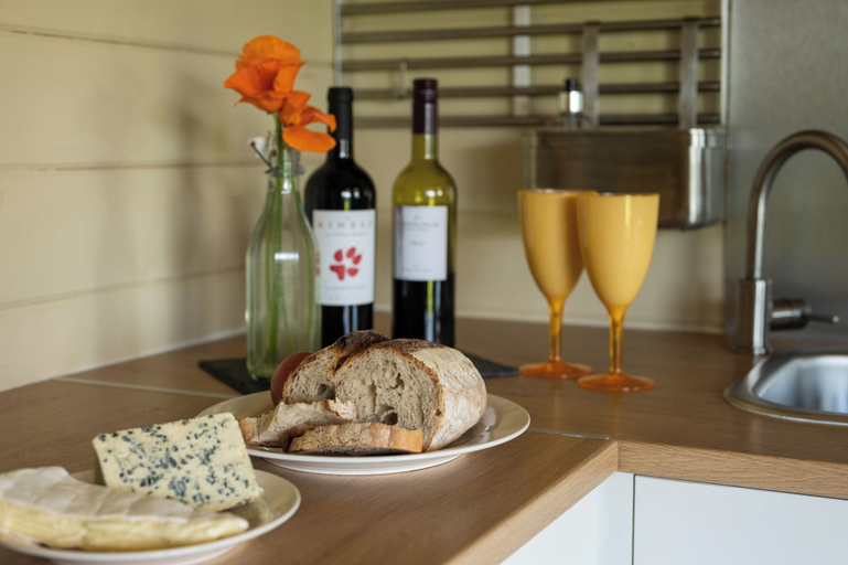 Food & Drinks, Safari Cornwall, Cornwall