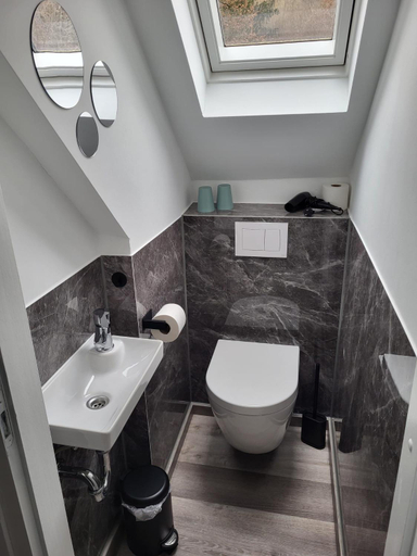 Bathroom 2, Haus Petra, Vulkaneifel