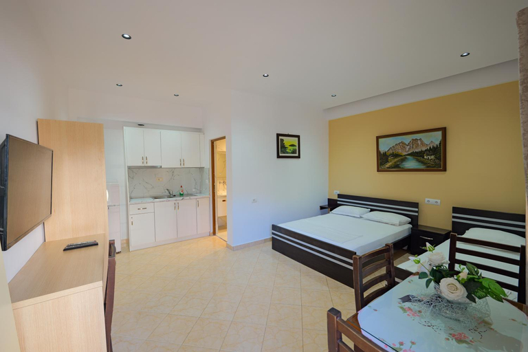 Bedroom 2, Vila Kristiano Ksamil, Sarandës