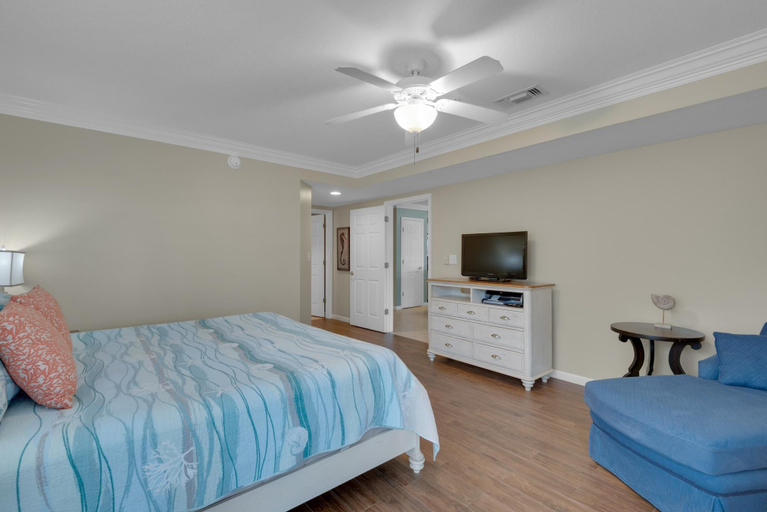 Bedroom 4, Amalfi Coast 101a, Walton