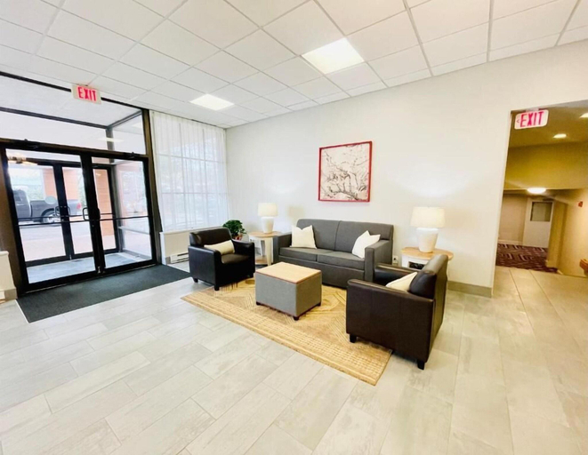 Public Area 2, Ramada by Wyndham Ellsworth, Hancock