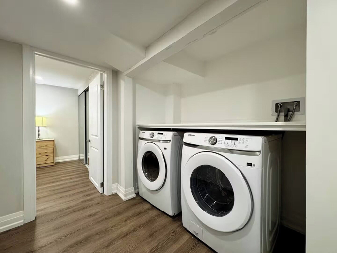 Bathroom 3, Luxury 4BR Villa, Durham