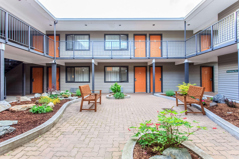 Exterior & Views 1, Quality Inn Merritt, Thompson-Nicola
