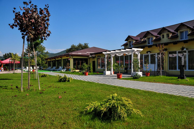 Others 5, Pensiunea Vadu Izei - Cazare, Restaurant, Piscina, Sala de Evenimente, Vadu Izei