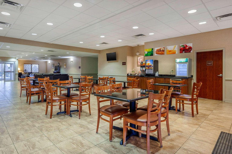 Food & Drinks 5, Quality Inn Smyrna, Kent