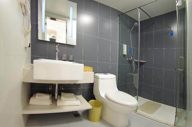 Bathroom 4, Hanting Hotel Beijing Taoran Pavilion , Beijing