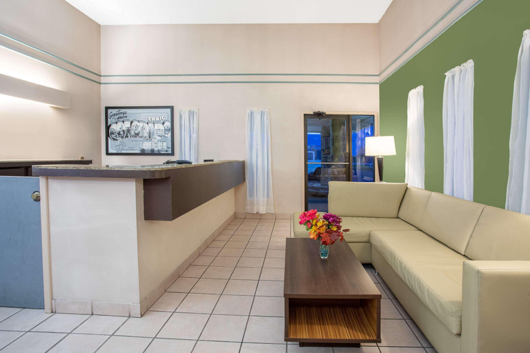 Public Area 2, Super 8 by Wyndham Craig, Moffat