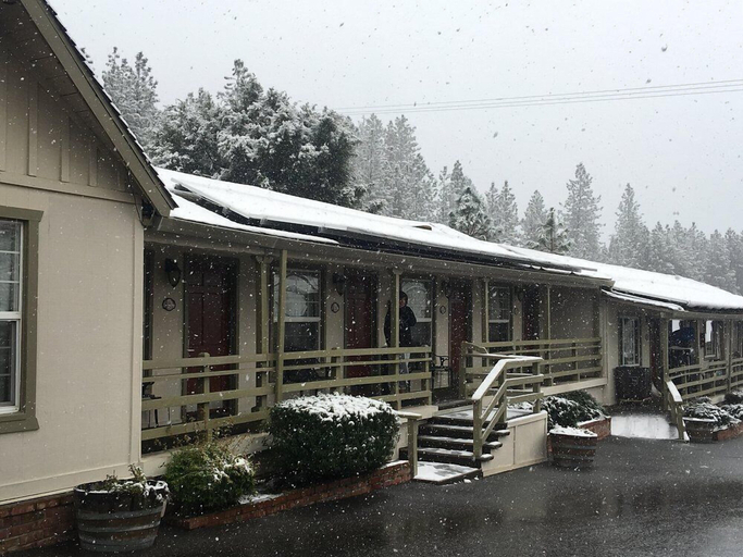 Exterior & Views 2, Colfax Motorlodge, Placer