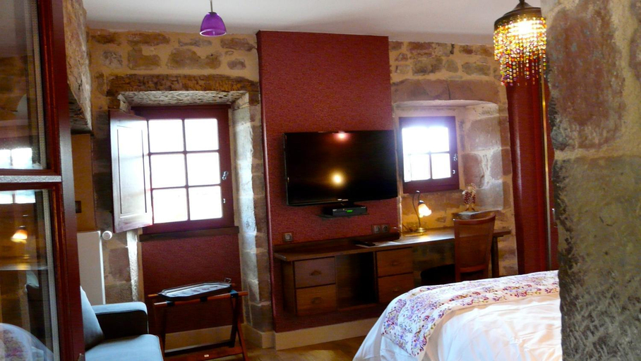 Bedroom 2, La Bastidie, Corrèze