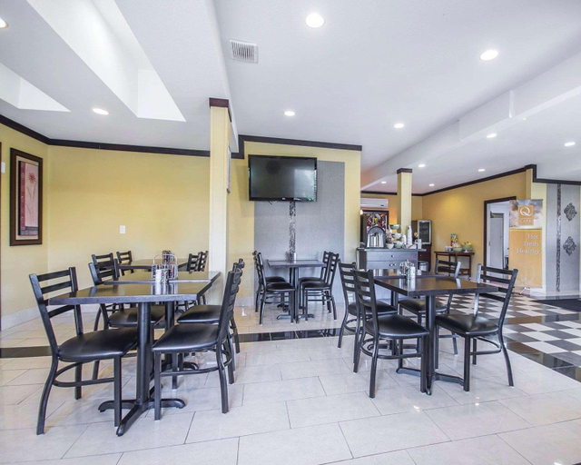 Food & Drinks 5, Quality Inn Merritt, Thompson-Nicola