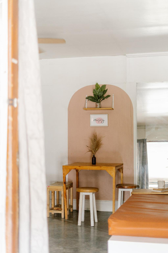 Others 5, Insta-worthy Rustic Studio with balcony -Room only, Iloilo City