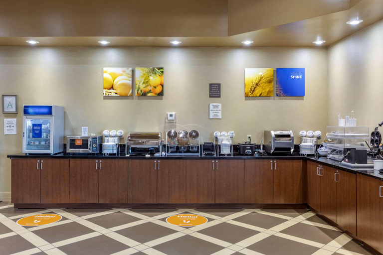 Public Area 2, Comfort Suites Batesville, Panola