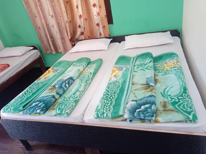 Bedroom 2, Raj palace, Uttarkashi