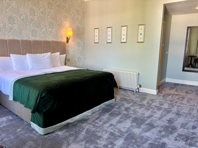 Bedroom 3, Baileys Hotel Cashel