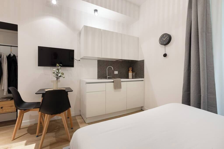 Bedroom 3, Revived Elegance in Trieste, Trieste
