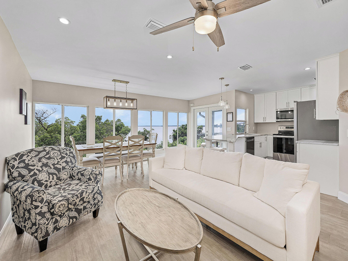Others 5, Dolphin Bay by Distinctive Beach Rentals, Lee