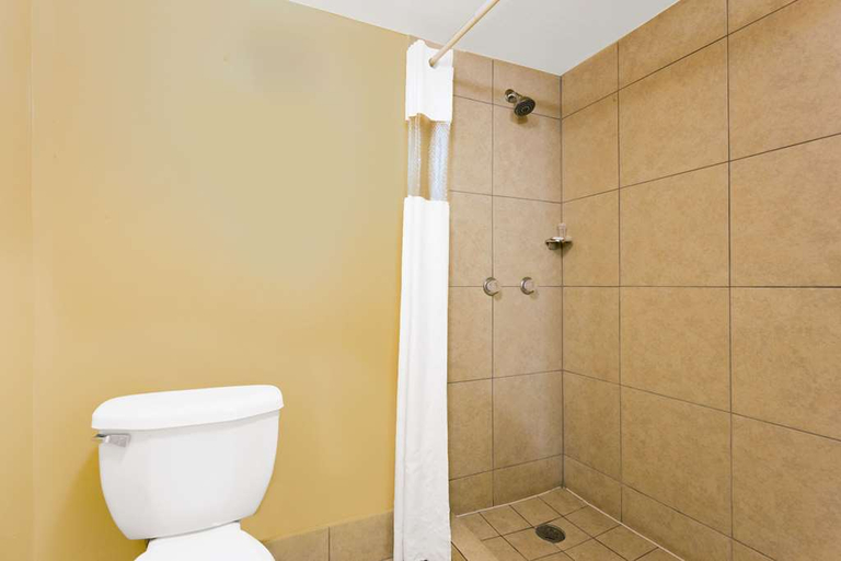 Bathroom 4, Motel 6 Tucson Az, Pima