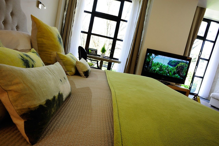 Bedroom 6