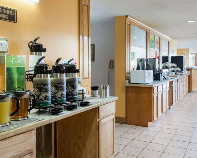 Food & Drinks 5, Quality Inn Robinsonville, Tunica