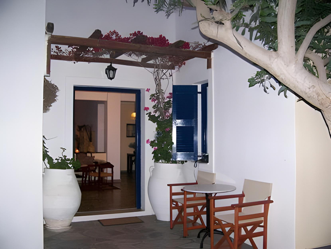 Others 5, Hotel Manos, South Aegean