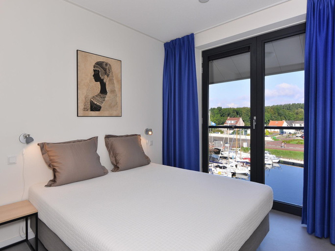 Bedroom 2, Waterfront Apartment with Terrace, Noord-Beveland