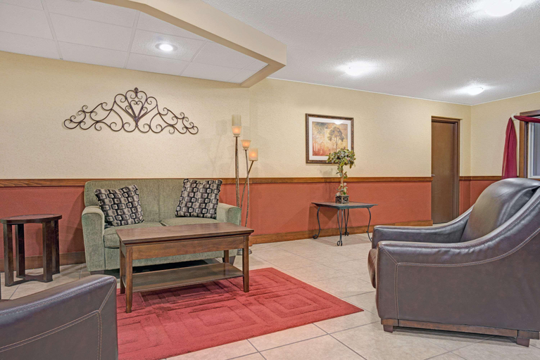 Public Area 2, Super 8 by Wyndham Monticello, Wright
