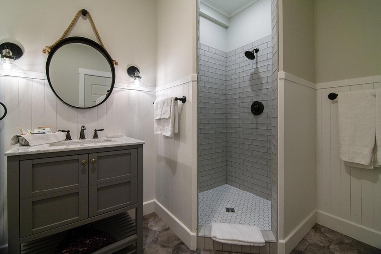 Bathroom 3, Hodge Premises, Division No. 8