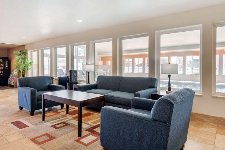 Public Area 2, Quality Inn & Suites Limon, Lincoln