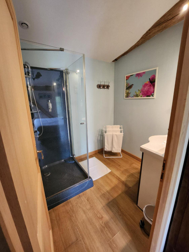 Bathroom 4, Chateau Pontet d'Eyrans & Spa, Gironde