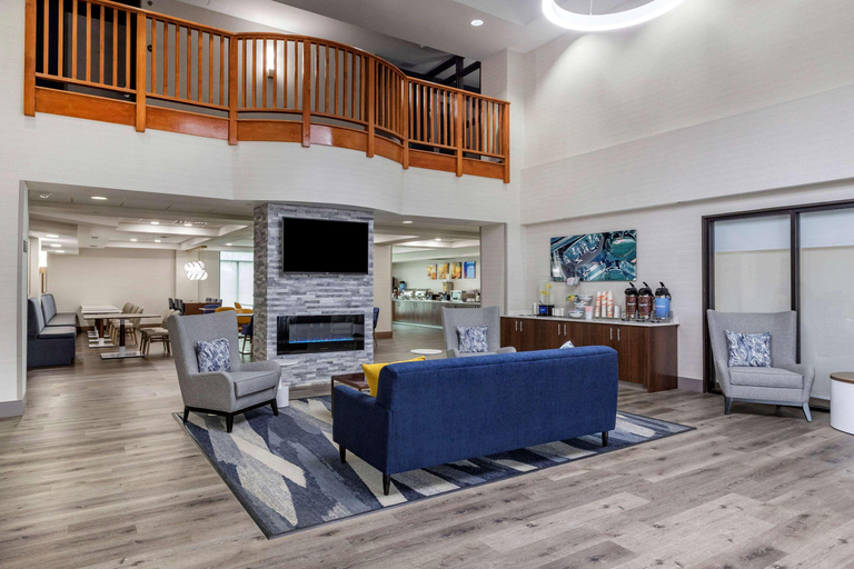 Public Area 2, Comfort Inn & Suites Grand Blanc/Flint, Genesee