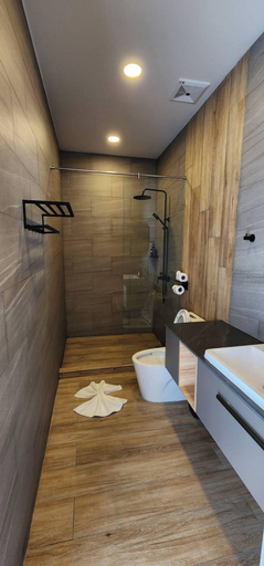 Bathroom 3, Lenny's Hotels, Ko Samui