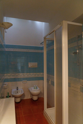 Others 3, Spacious and pleasant 2-BR apt, Florence