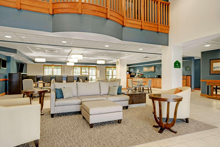 Public Area 2, Wingate by Wyndham - Fargo, Cass