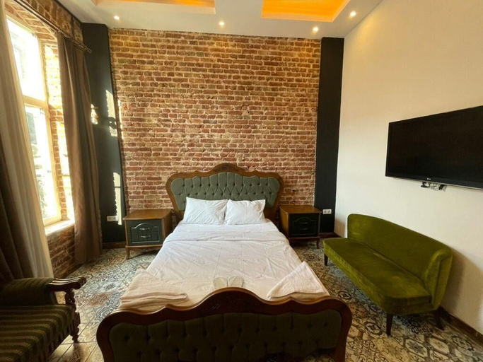 Bedroom 2, Taksim Stone Wall Apartments, Beyoğlu