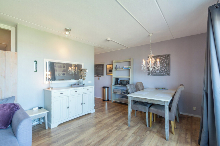 Others 4, Strandslag 193 Charming Apartment for 4-person, Den Helder