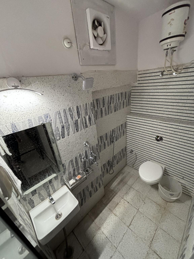 Bathroom 3, HOTEL PS RESIDENCY, Varanasi
