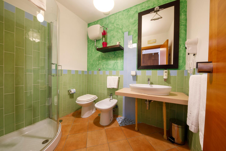 Bathroom 3, Relais Villa Buonanno, Napoli