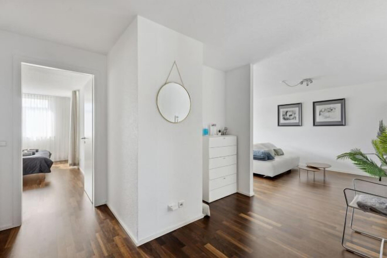 Bedroom 3, EXQUIS 2BR Luxury Apt. ROLF BENZ Parking Centre Kitchen Pick-up Service Airport, Böblingen