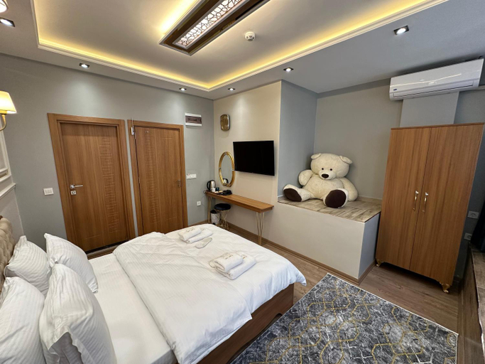 Others 5, Elita Otel Kumkapı, Fatih