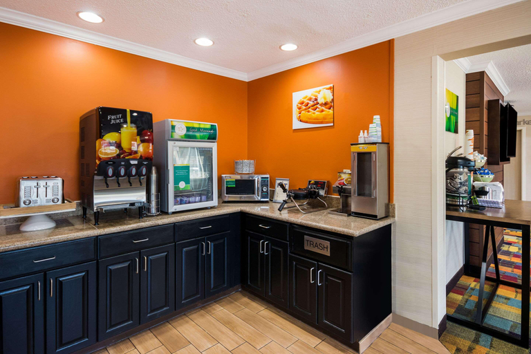 Food & Drinks 5, Quality Inn & Suites Bozeman, Gallatin