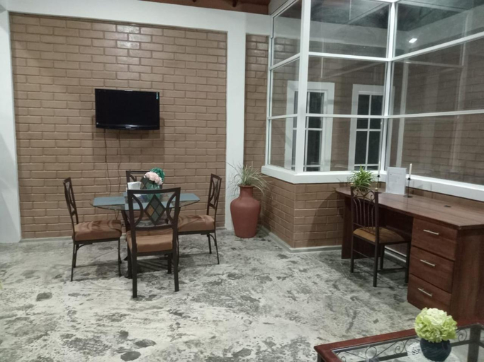 Others 5, Villa Shendel, Katana