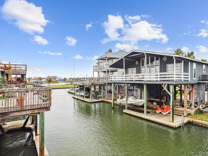 Exterior & Views 2, Peggy's Hideaway by Ryson Vacation Rentals, Galveston