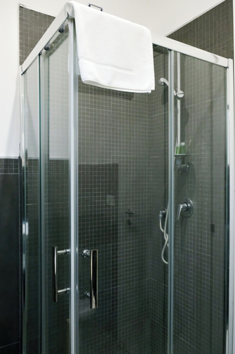 Bathroom 3, Allegro Hotels, Napoli